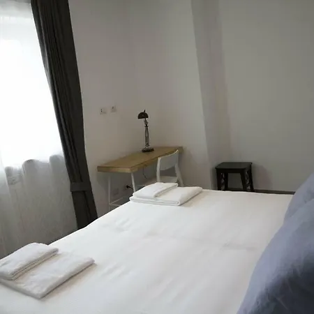 Rosa's House Rome Airport Apartment Fiumicino