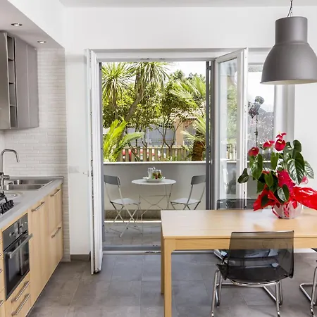 Rosa's House Rome Airport