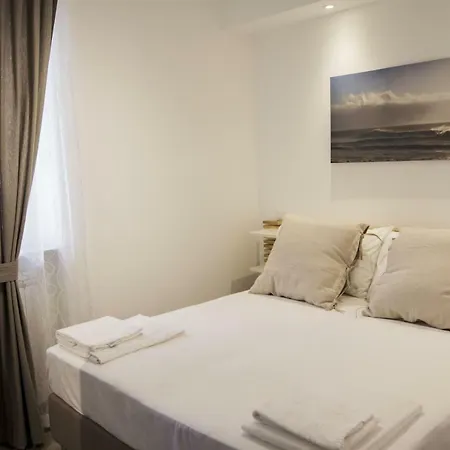 Rosa's House Rome Airport Apartamento