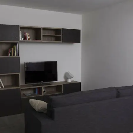 Rosa's House Rome Airport *