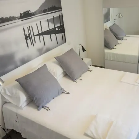 Rosa's House Rome Airport *