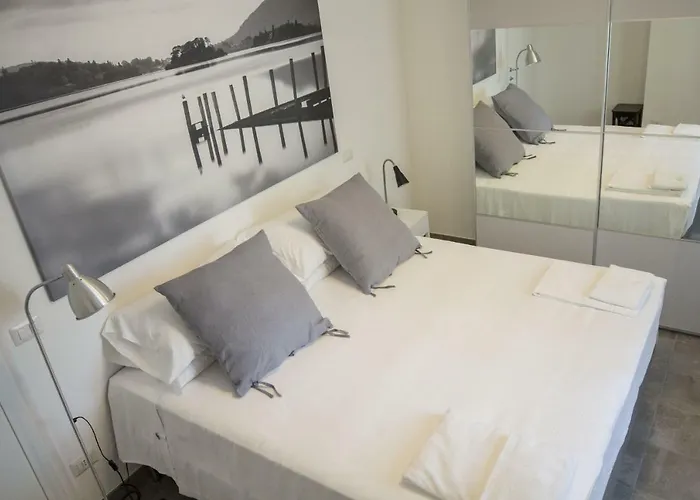 Rosa's House Rome Airport *