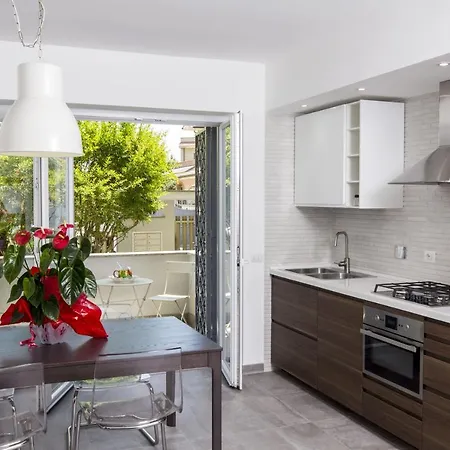 Rosa's House Rome Airport Appartement *